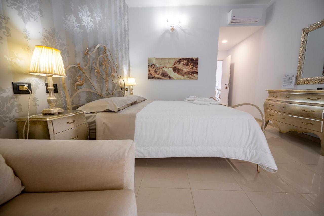 Villa Floyd Charming Rooms B&B Pachino Eksteriør billede